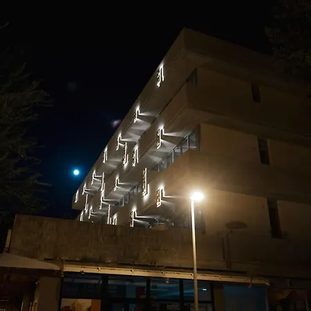 Du Parc 아파트호텔 4*