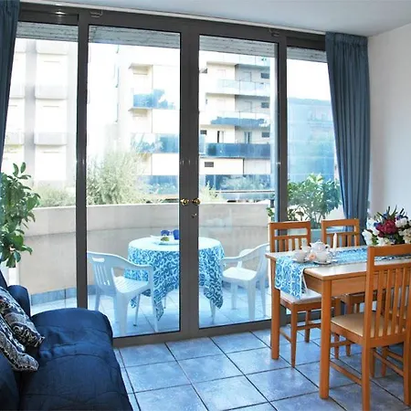 Du Parc Apartahotel 4*