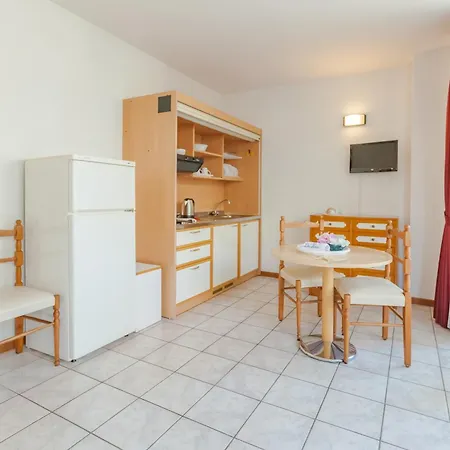 شقة فندقية Du Parc 4*