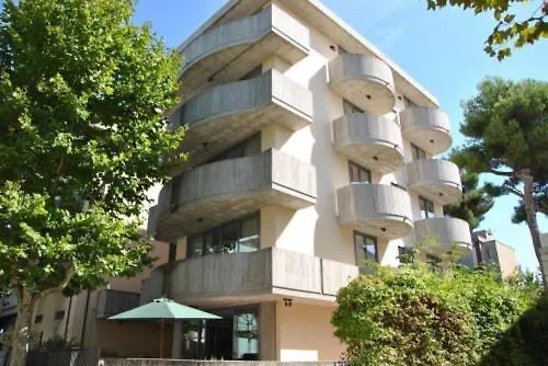 Du Parc 4* 卡托利卡