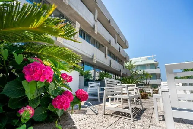 Du Parc 4* 卡托利卡