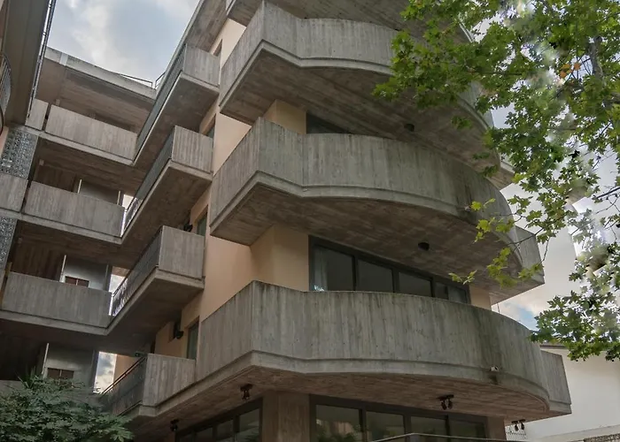 Du Parc 4*