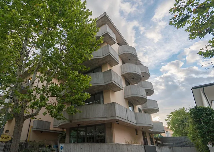 Du Parc 4* كاتوليكا