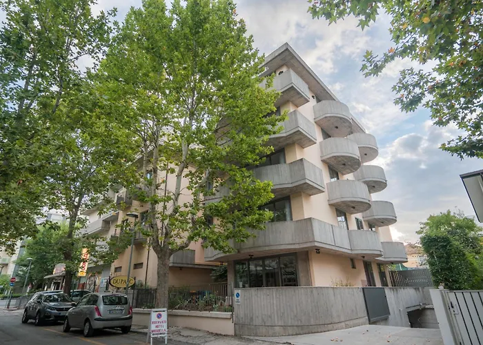 شقة فندقية Du Parc 4*